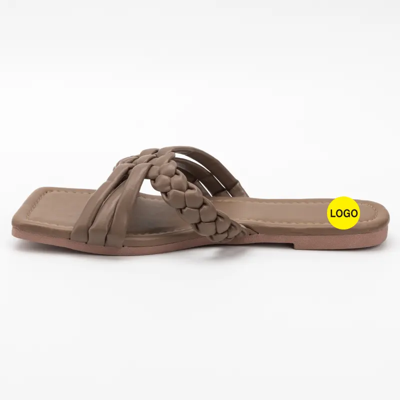 European Women's Flat Sandals with Exquisite Decoration