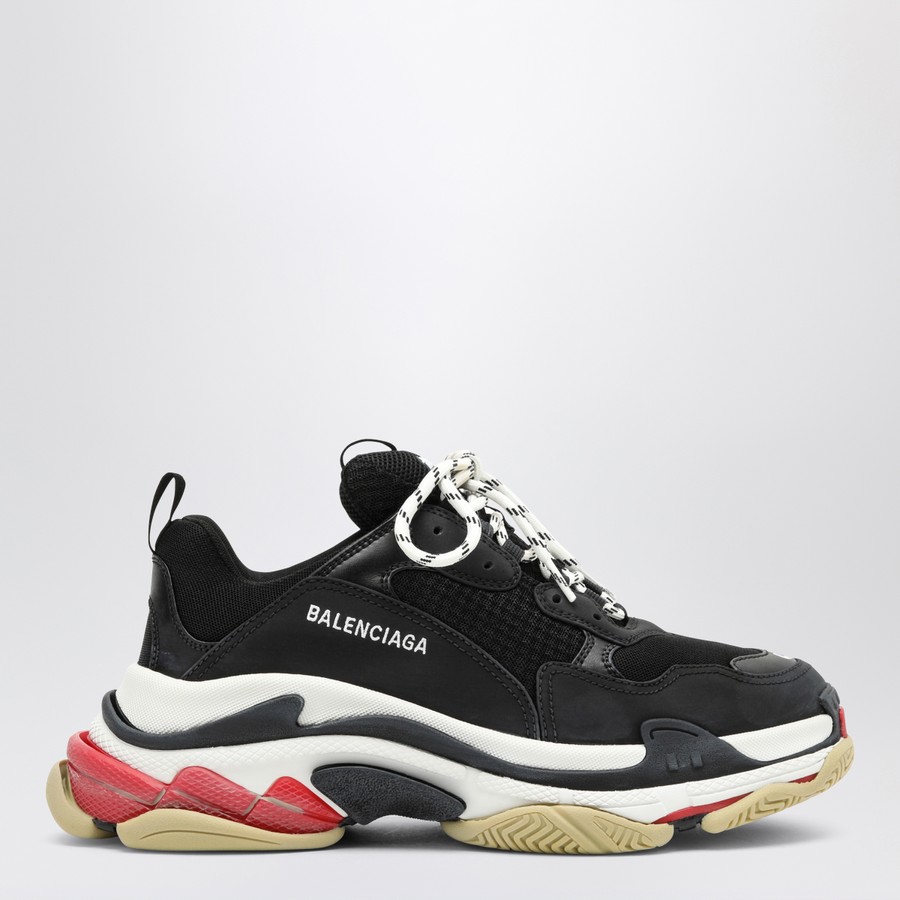 BALENCIAGA.jpg